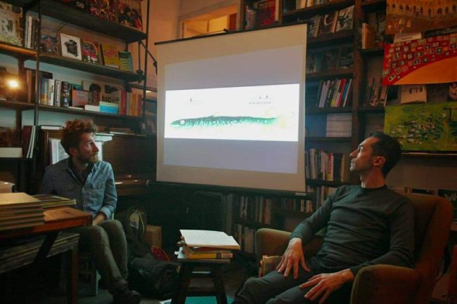 “Cesare”: presentation at Chourmo bookshop Cesare che porta gli occhiali